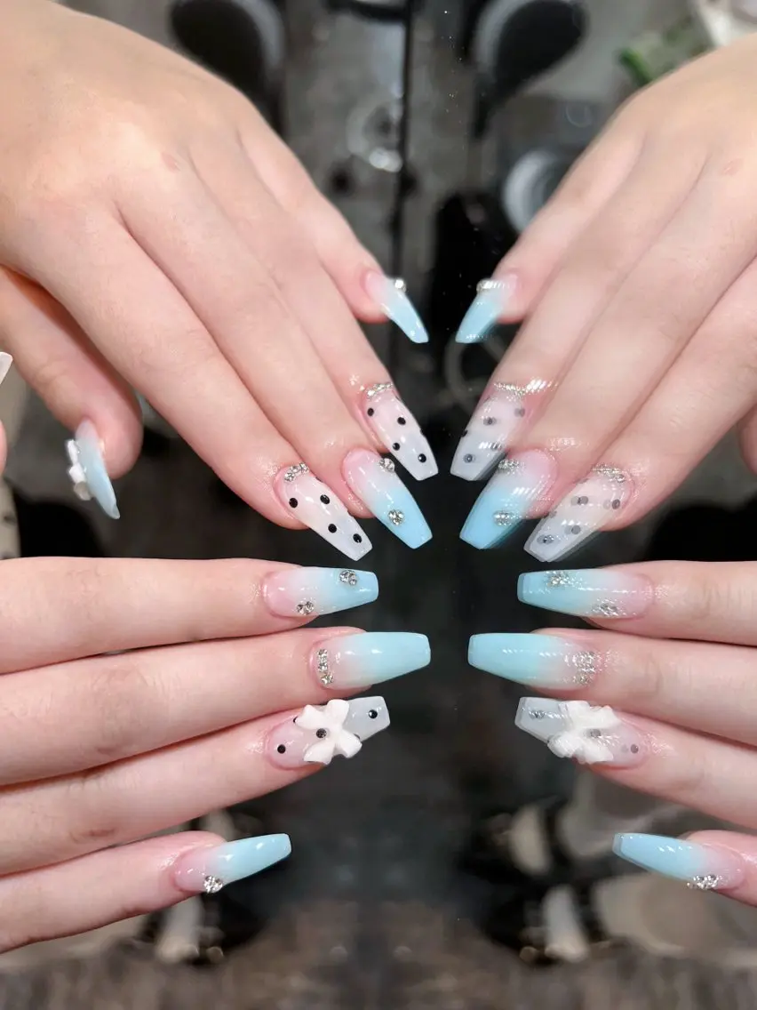 ネイル ガーリー ハート 韓国ネイル ニュアンスネイル リボン Sora nail 長さ出し専門店のネイルデザイン