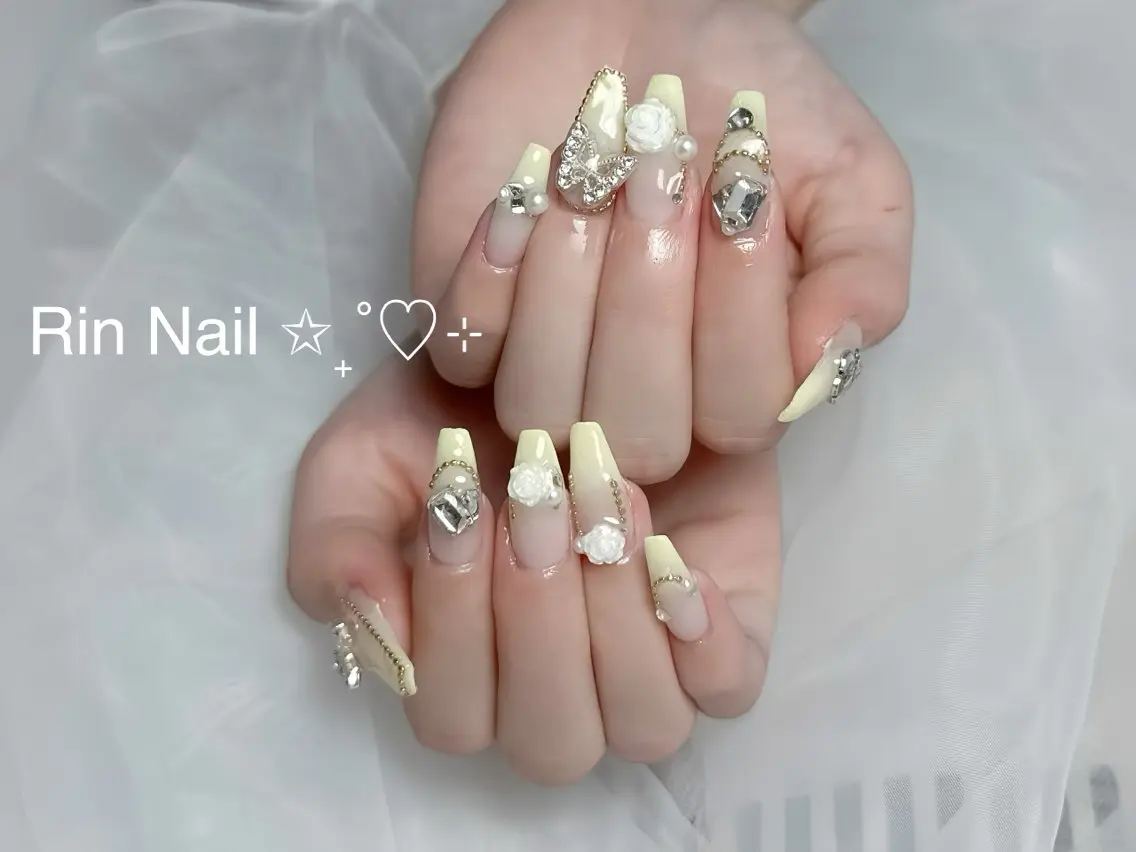 ネイル チークネイル フラッシュネイル フラワーネイル フットネイル ジェルネイル ハンドネイル Rin Nail Shinokuboのネイルデザイン