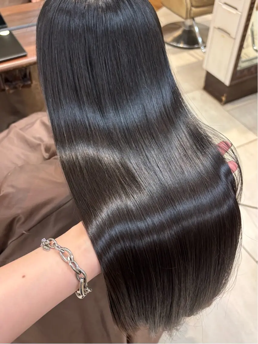 セミロング カラー 髪質改善 トリートメント ヘアカラー トリートメント 縮毛矯正×髪質改善 /透明感カラー/熊川のヘアスタイル