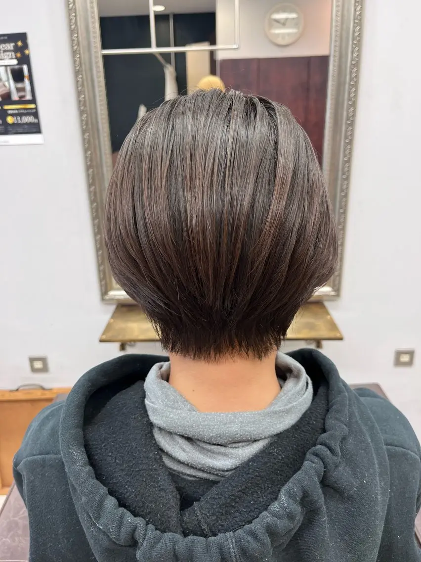 ショート 産休の為お休みです! 小島凜のヘアスタイル