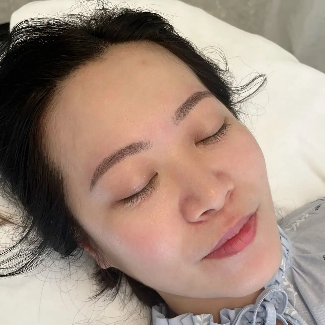 アイブロウ 眉毛ワックス脱毛 beauty salon uluの眉毛・アイブロウイメージ