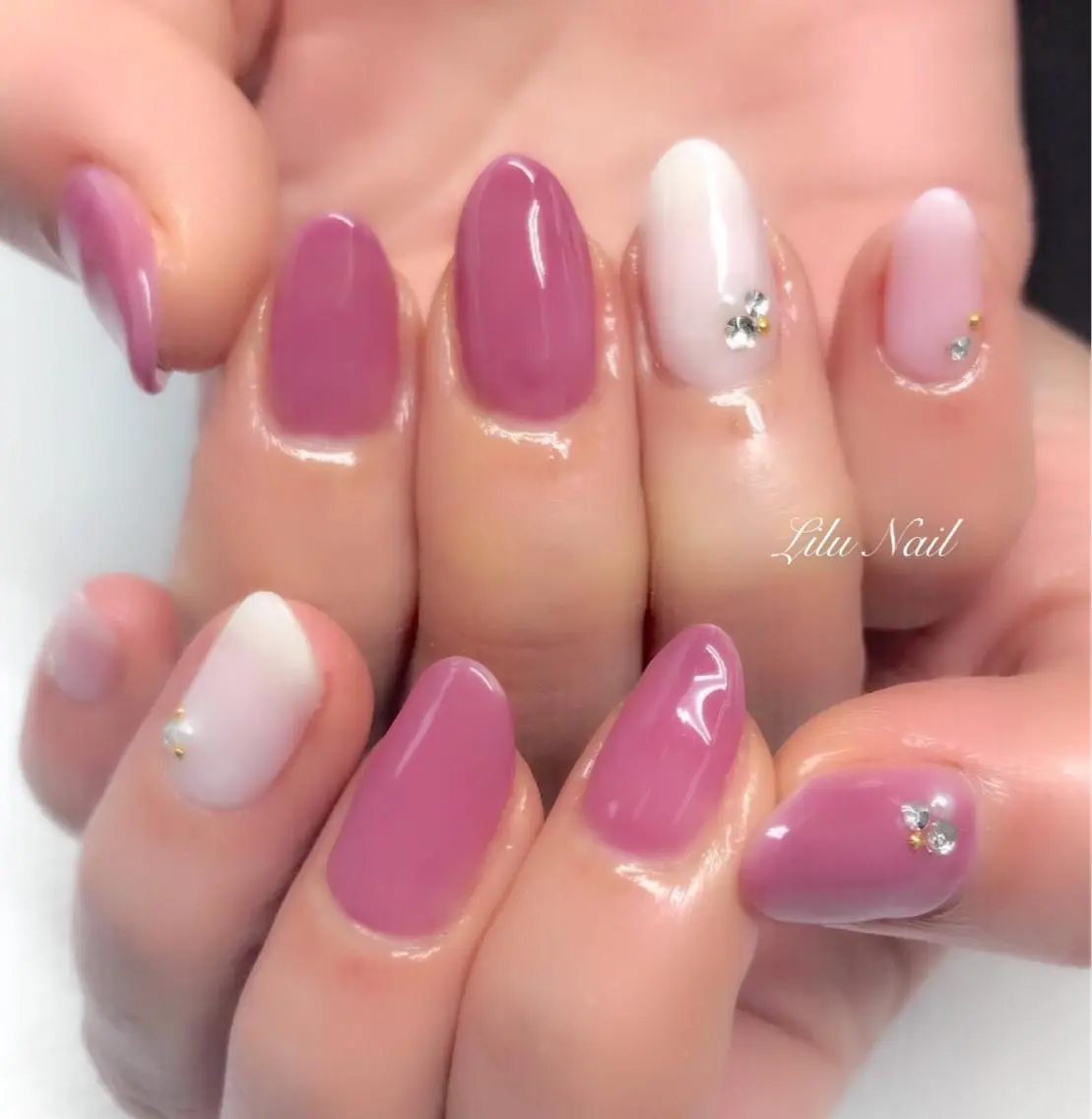 ネイル シンプルネイル モチの良さ◉ フィルインネイル♡のネイルデザイン