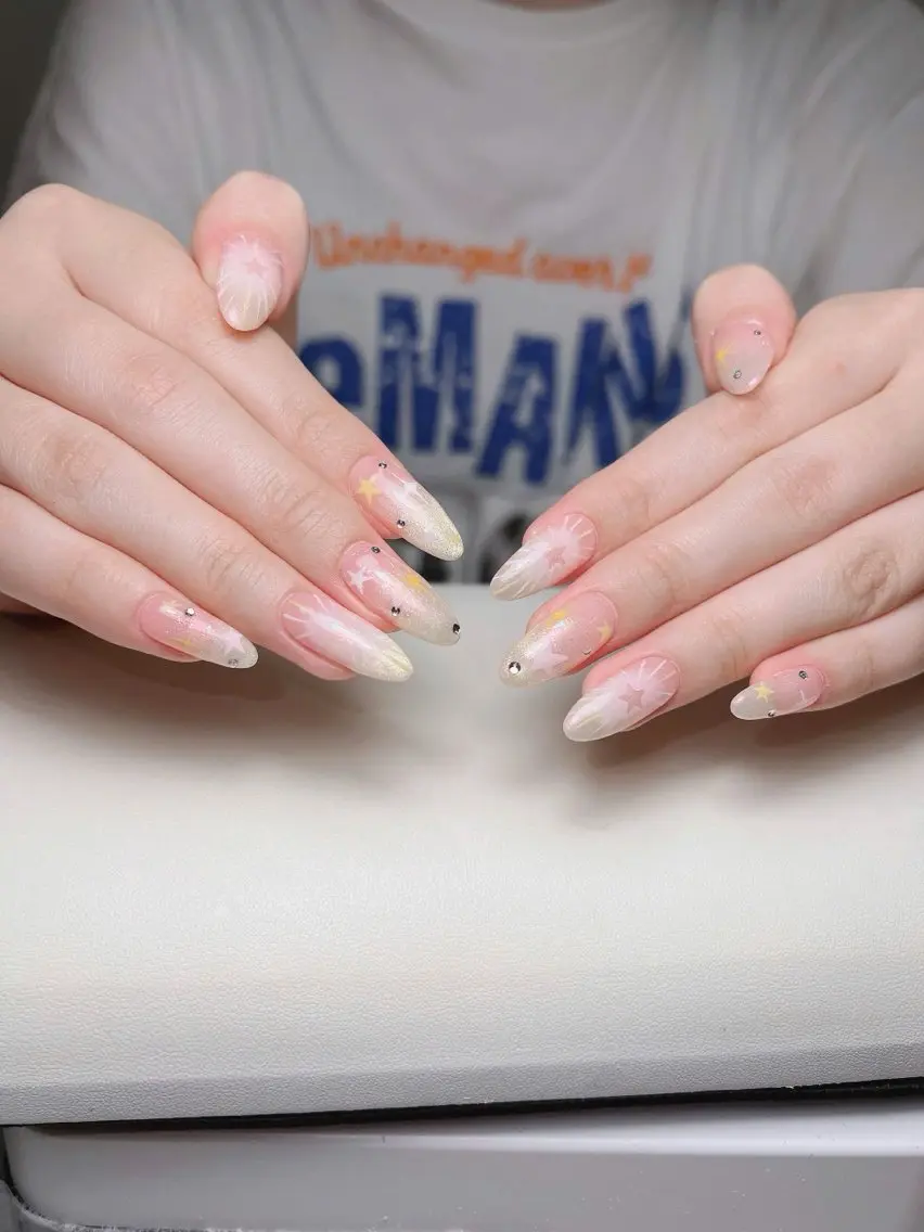ネイル アートネイル オーロラネイル フレンチネイル ジェルネイル グラデーション Sora nail 長さ出し専門店のネイルデザイン