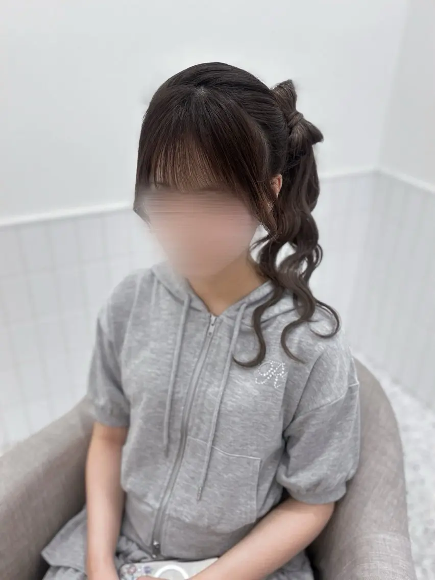 ロング ヘアアレンジ ヘアセット 徳倉 碧葉のヘアスタイル