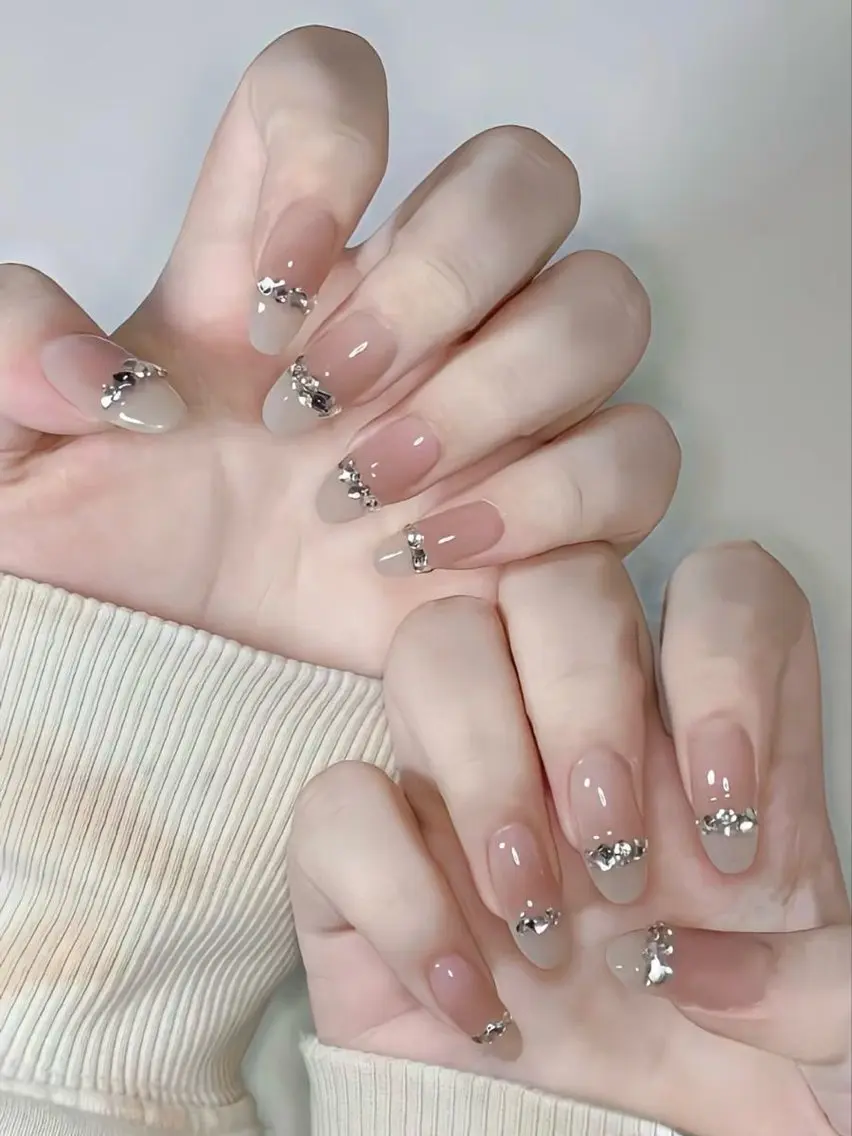 ネイル 長さ出し フレンチネイル グラデーション 卒業式 マグネットネイル ハンドネイル MIHANA NAILのネイルデザイン