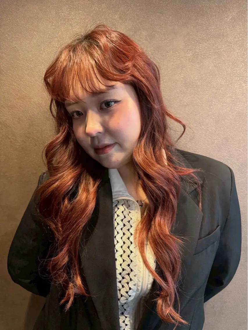 ヘアカラー 寺崎 由衣のヘアスタイル
