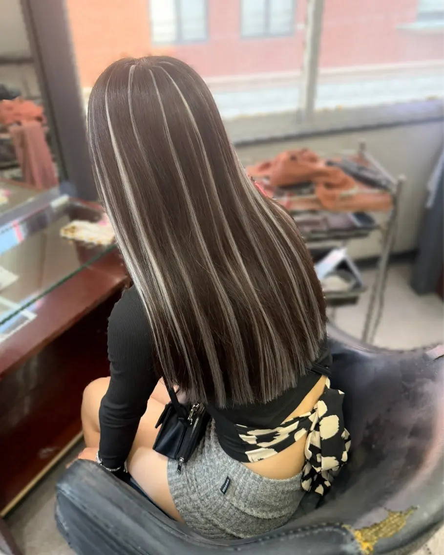 ロング カット エクステ ハイトーンエクステ 🎩カズキ🎩のヘアスタイル