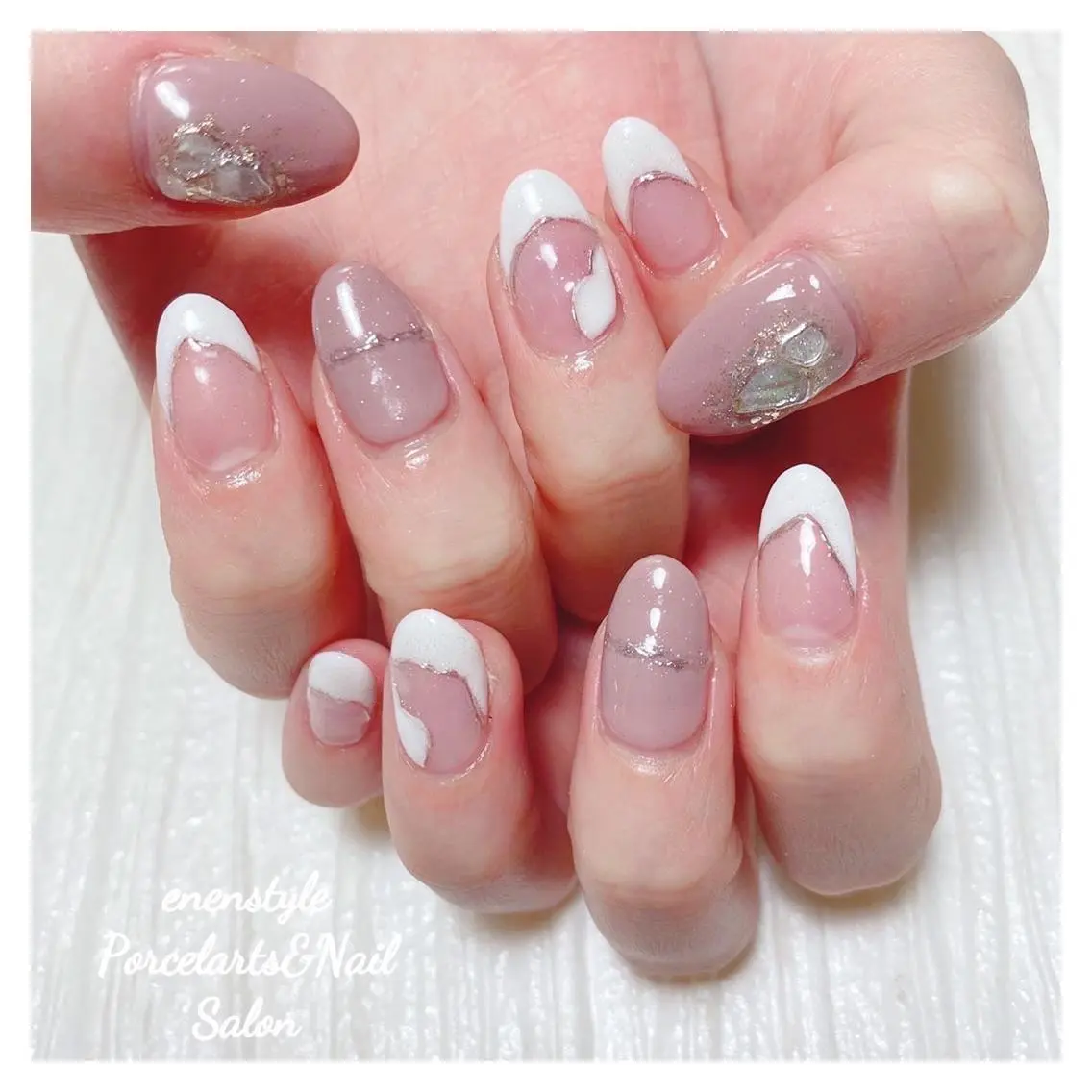 ミディアム ネイル 🐾enen style 🐾のネイルデザイン