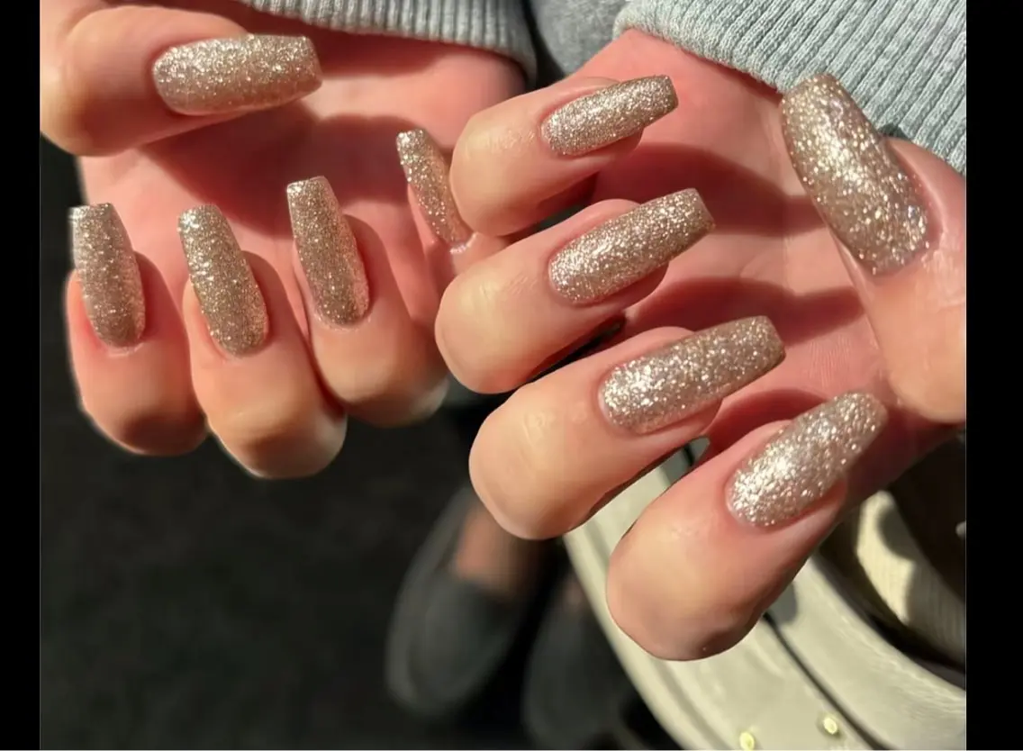 ネイル フレンチネイル ジェルネイル マグネットネイル 持ち込み ニュアンスネイル ハンドネイル NiJi Nailsのネイルデザイン