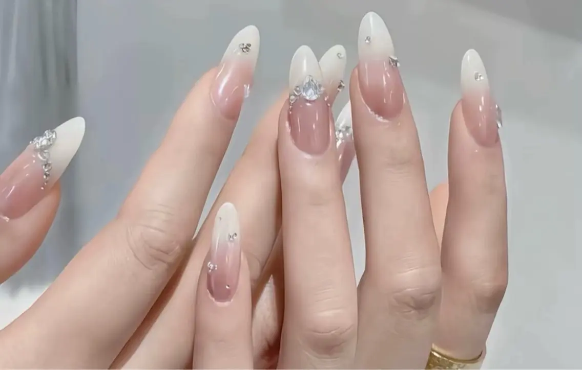 ネイル Ruby Nail 霞ヶ関店のネイルデザイン