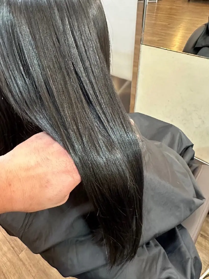 カラー ヘアカラー トリートメント 束感まつぱ🫧 なつき🫧のマツエク・マツパデザイン
