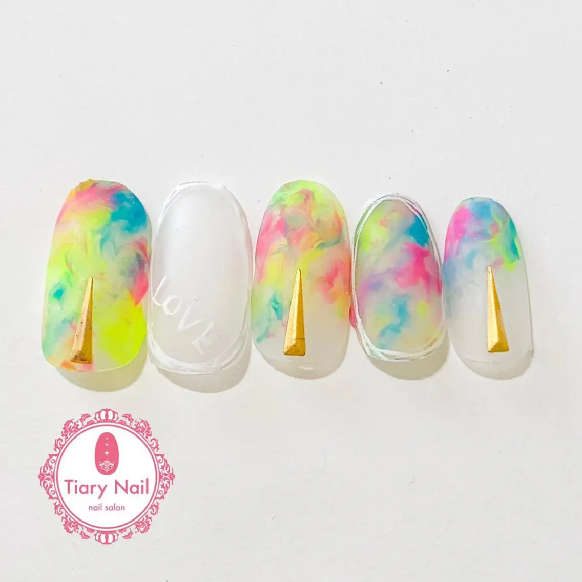 ネイル tiarynail K K🐼のネイルデザイン