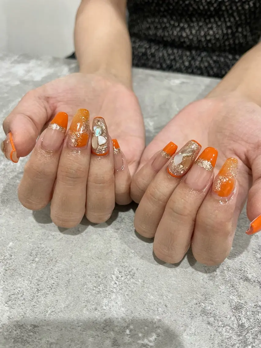 ネイル 持ち込み Raviliss ♡のネイルデザイン