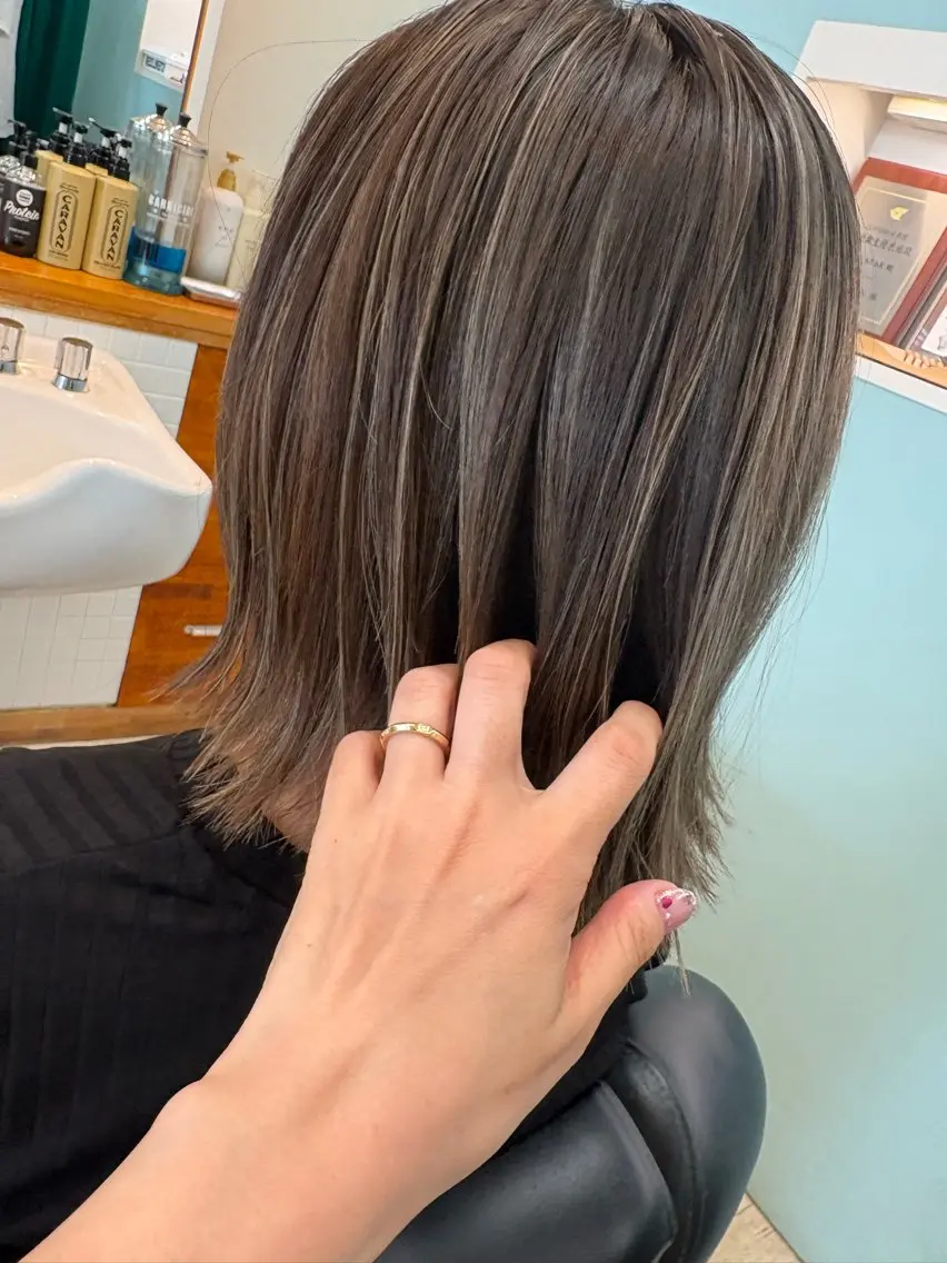 ミディアム カラー カット ヘアカラー トリートメント 通い続けられるサロン ママ美容師　明日香のヘアスタイル