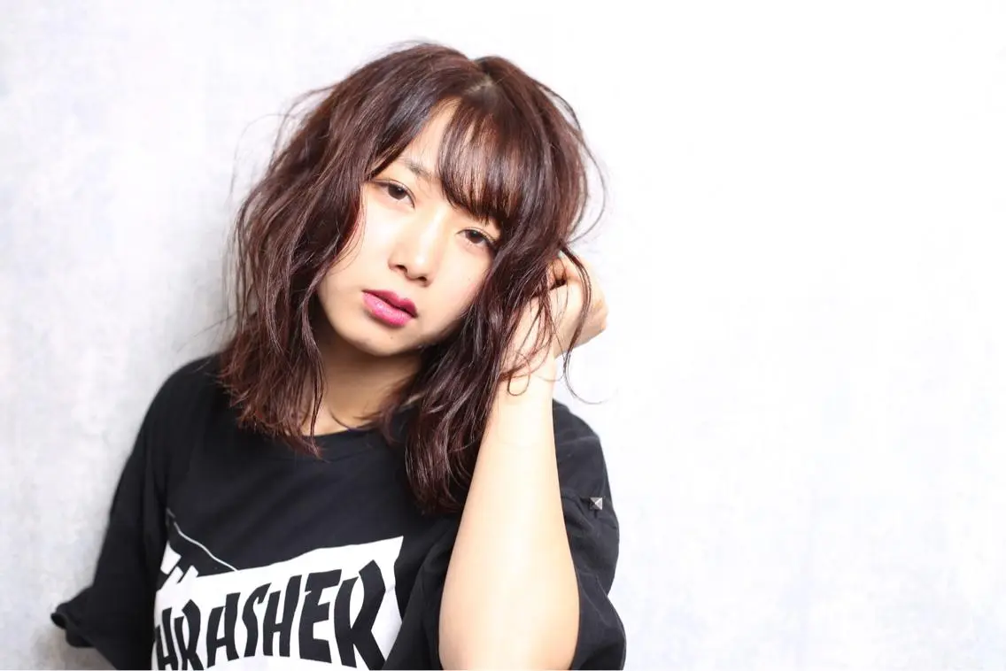 ミディアム カラー アッシュ ピンクカラー ピンクアッシュ カット ヘアカラー トリートメント vato バトのヘアスタイル