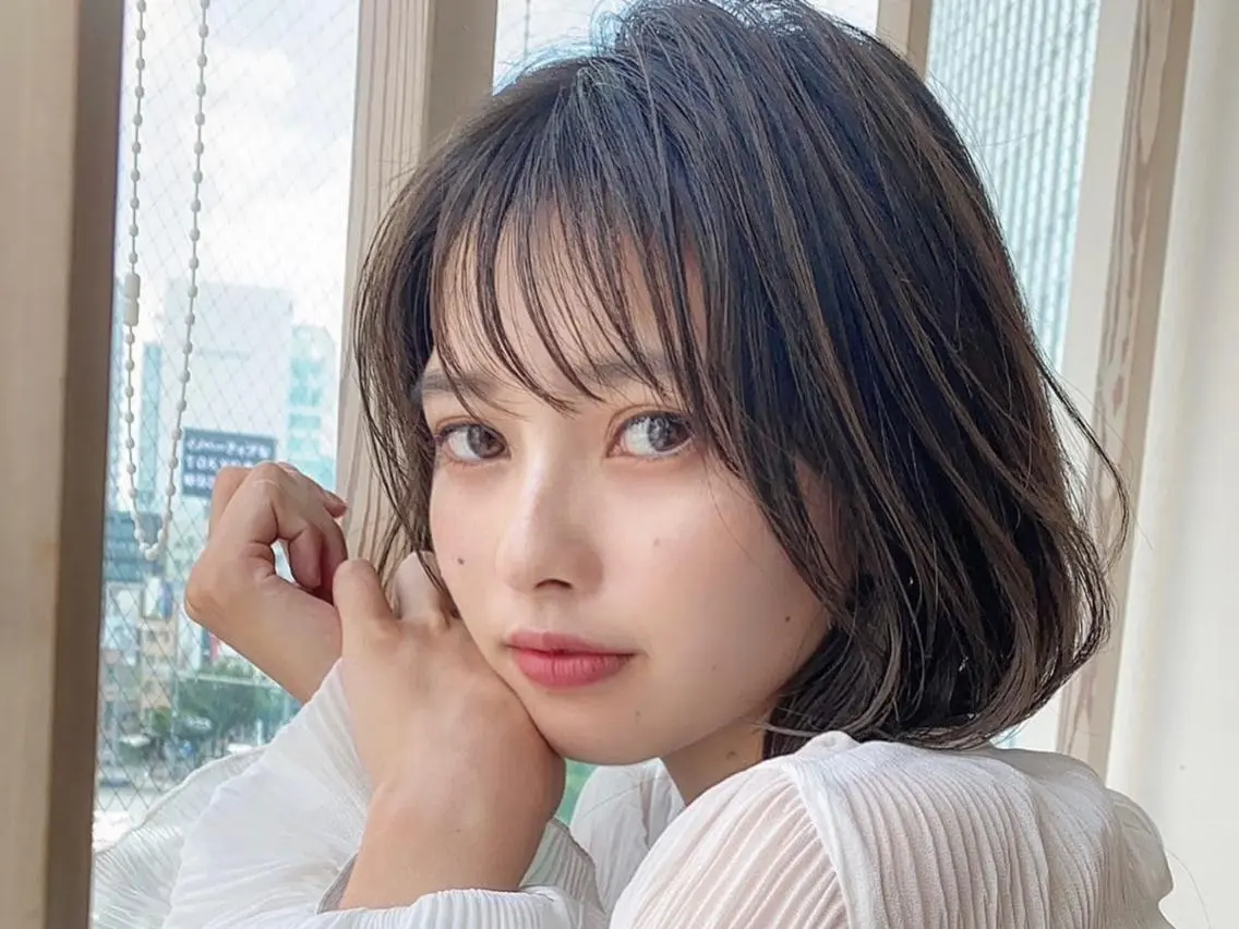 ミディアム amie 橋本駅店 【アミ】のヘアスタイル