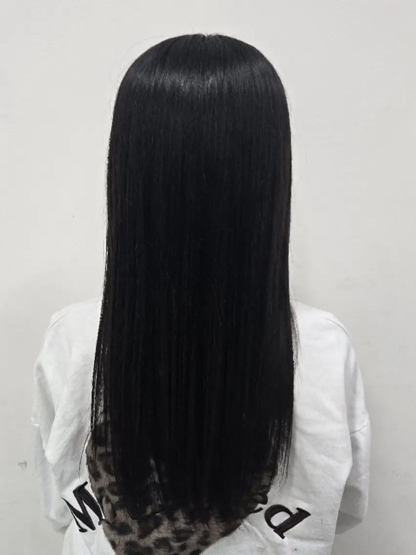 ロング 縮毛矯正 芝山 穂花のヘアスタイル