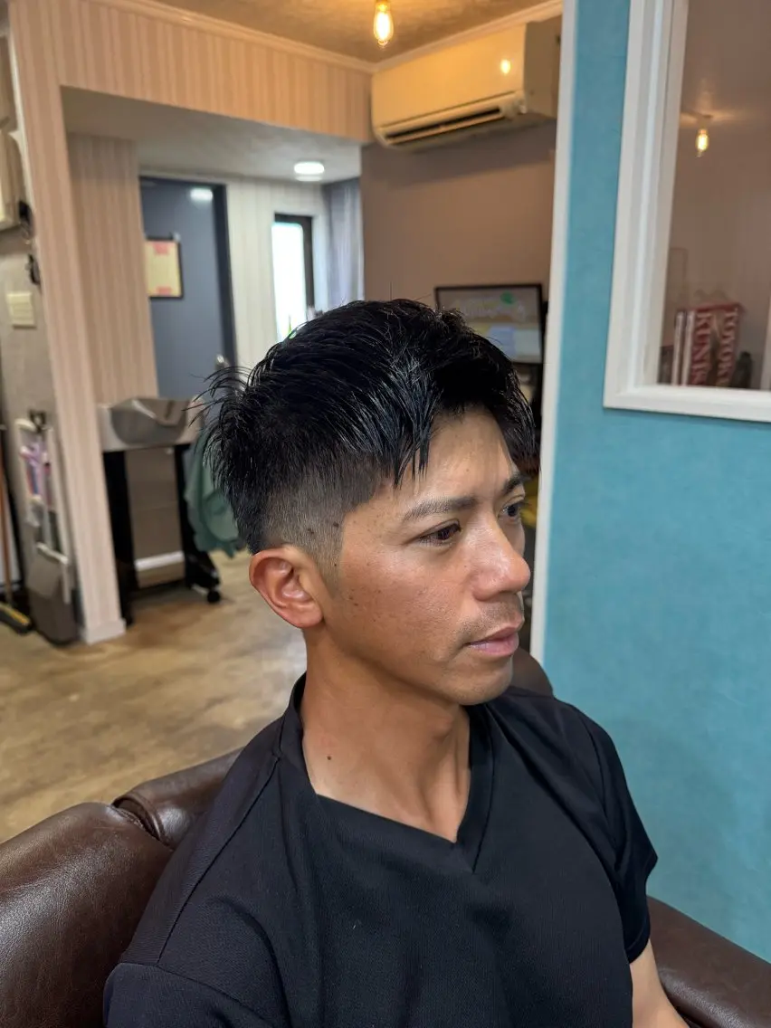 ショート メンズ フェードカット メンズパーマ スキンフェード 樋口 まさみのヘアスタイル