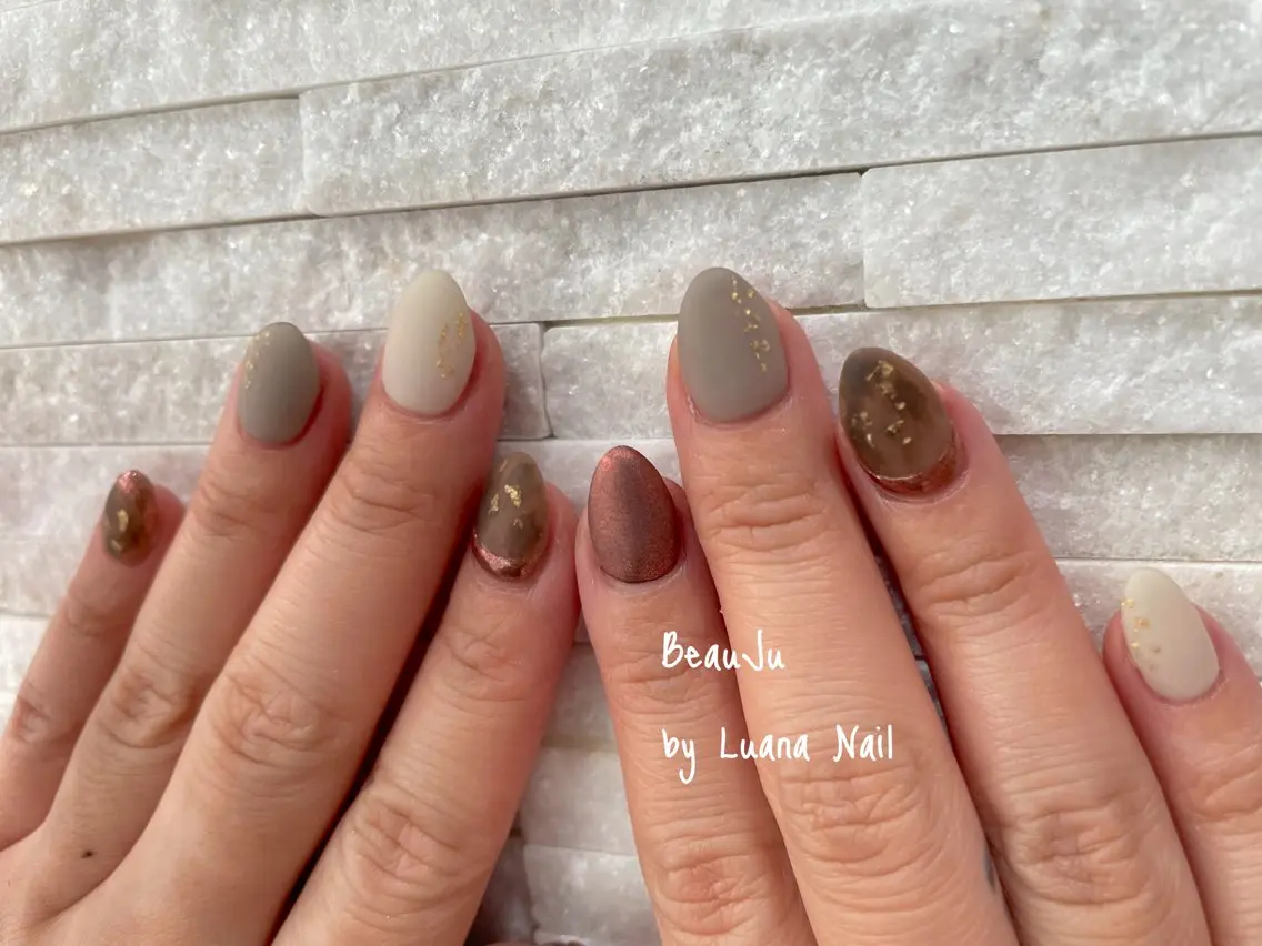 ネイル マットネイル ハンドネイル BeauJu by Luana Nailのネイルデザイン