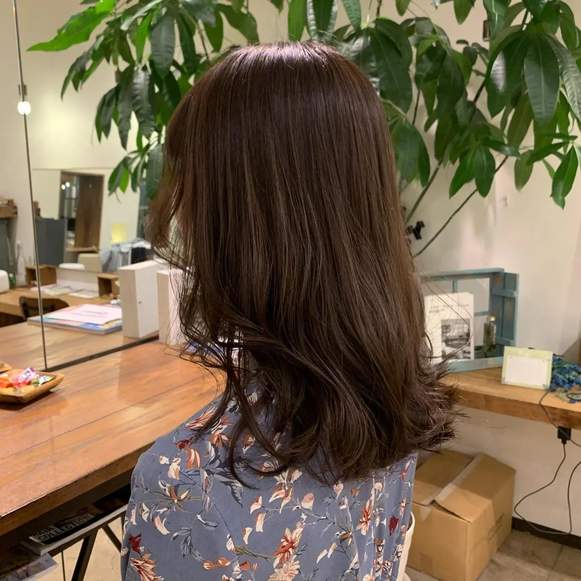 ミディアム カラー 【完全個室】髪質改善 暖色カラー/山崎唯奈のヘアスタイル
