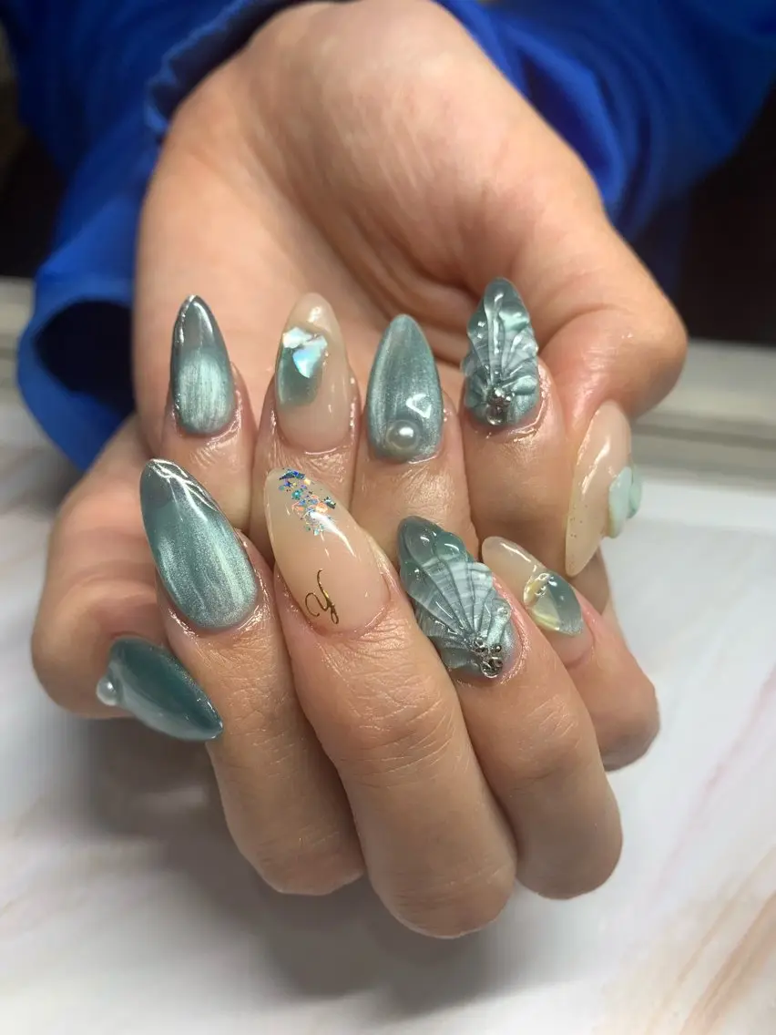 ネイル フレンチネイル ジェルネイル 韓国ネイル マグネットネイル マグネットフレンチ akina nailsのネイルデザイン