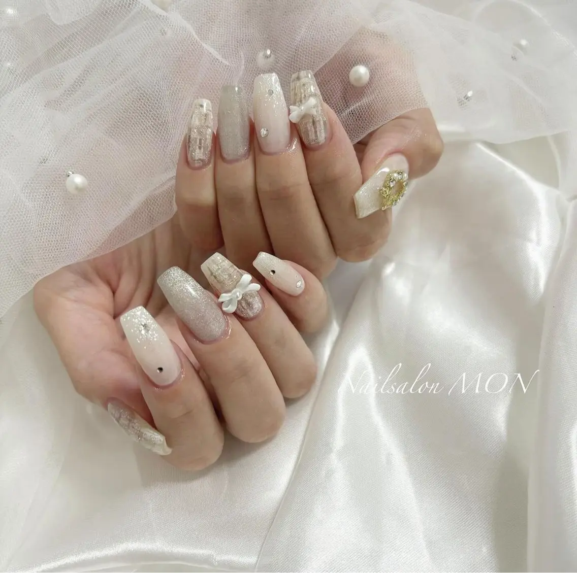ネイル ストーンネイル ハンドネイル Nailsalon MONのネイルデザイン