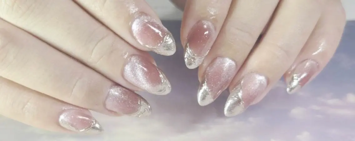 ネイル アートネイル マグネットネイル ミラーネイル ハンドネイル LILY Salonのネイルデザイン