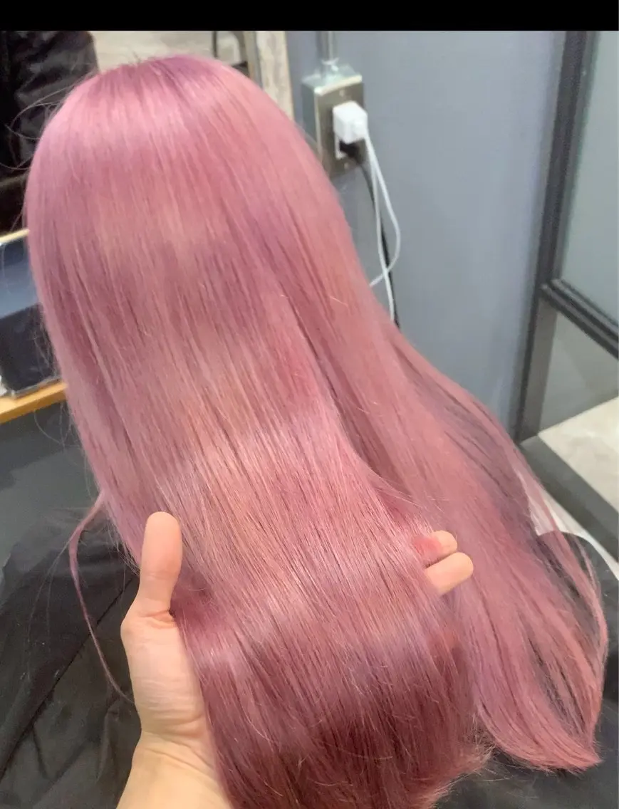 Wカラー ケアブリーチ+オンカラー+トリートメントの写真