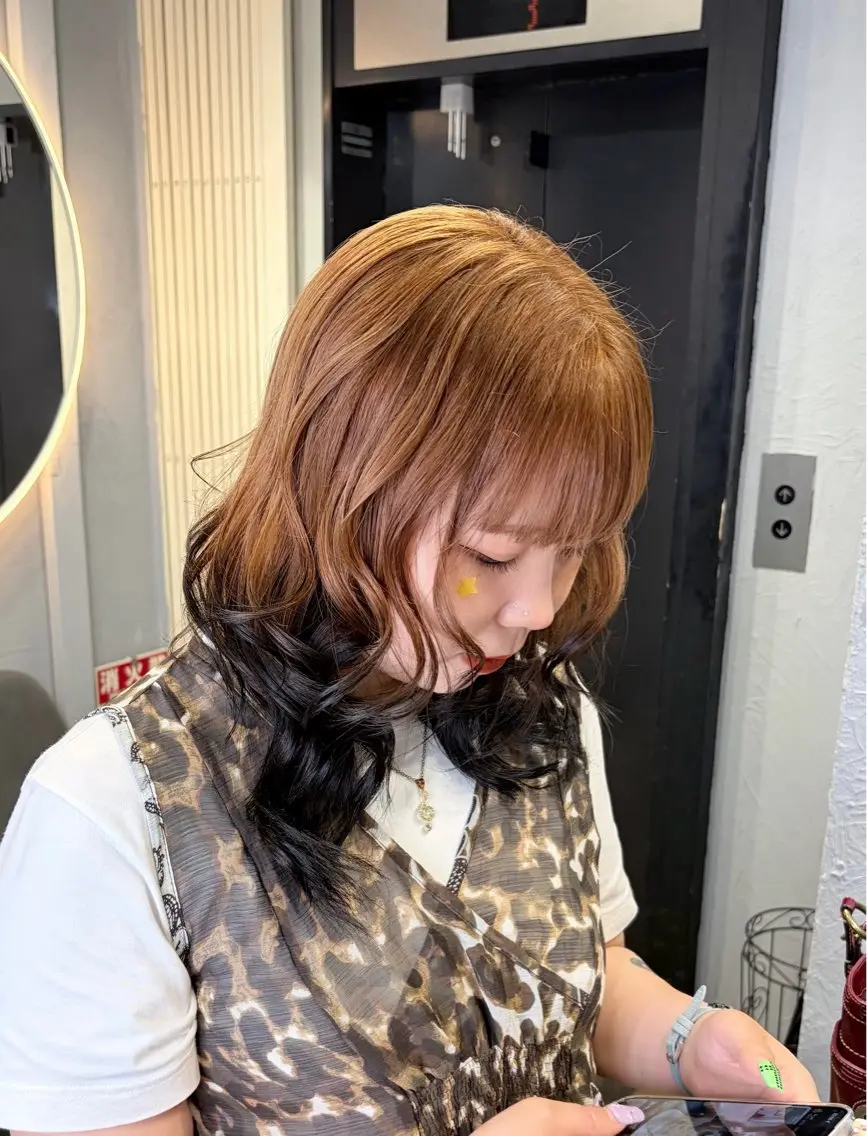カラー 寒色ハイトーン GiseL AIRIのヘアスタイル