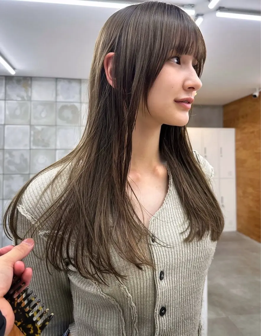 ロング カラー ベージュカラー ヘーゼル ロング カット ヘアカラー パーマ /レイヤー 榛地渉馬 /矢場町のヘアスタイル
