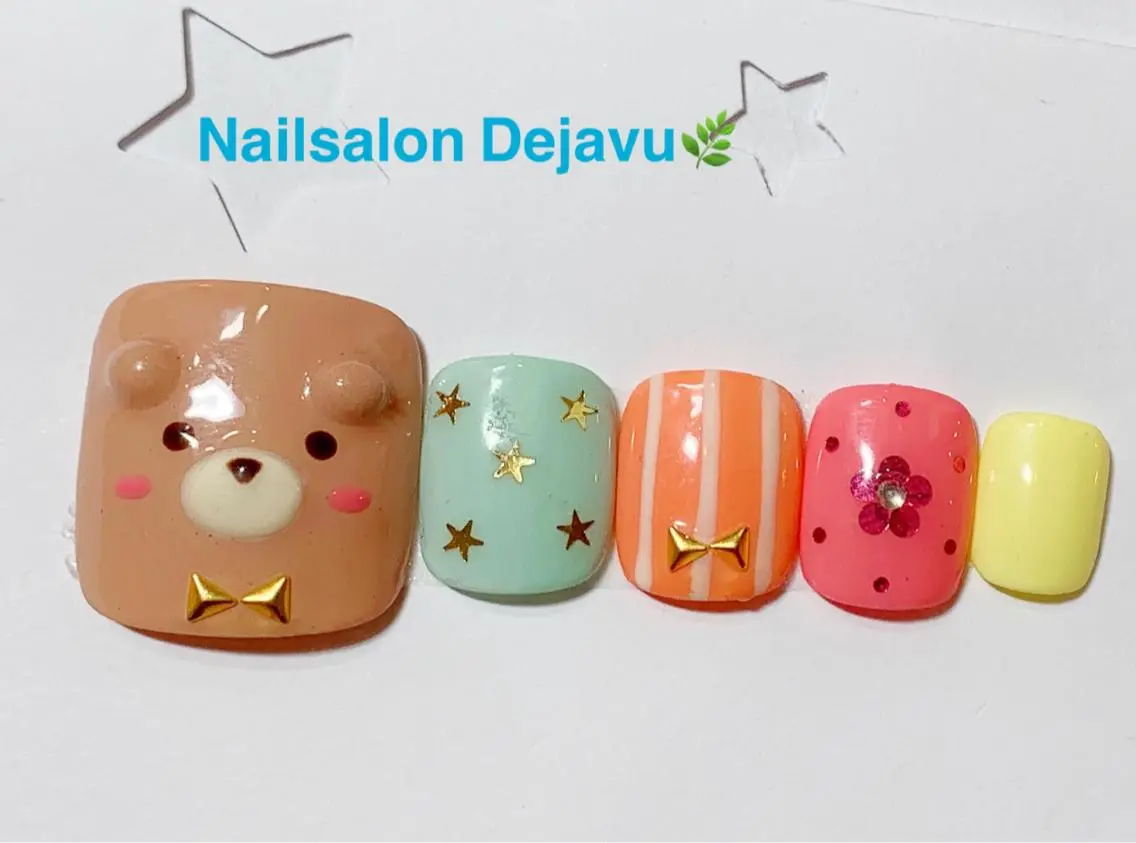 ネイル フットネイル Nail salon Dejavu 🌿のネイルデザイン