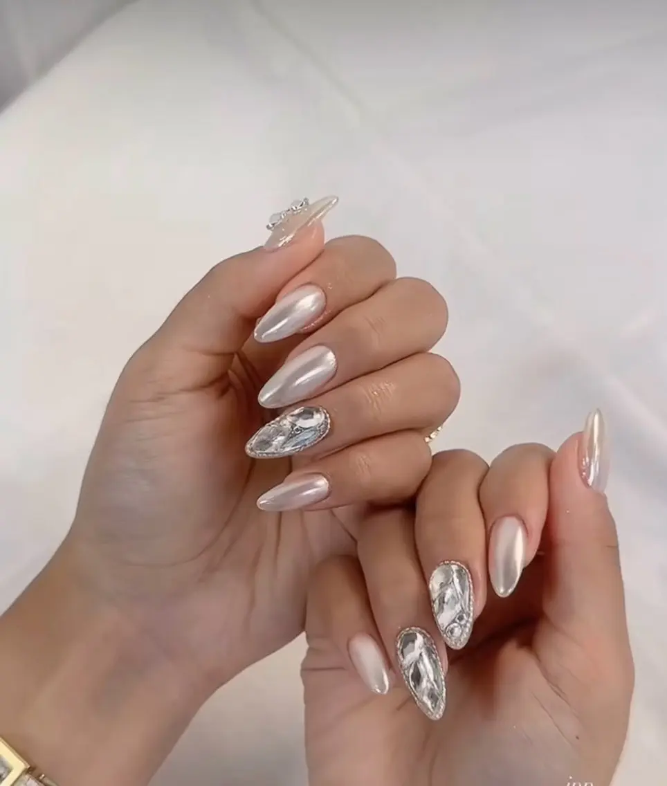 ネイル フレンチネイル ジェルネイル 韓国ネイル マグネットネイル マグネットフレンチ akina nailsのネイルデザイン