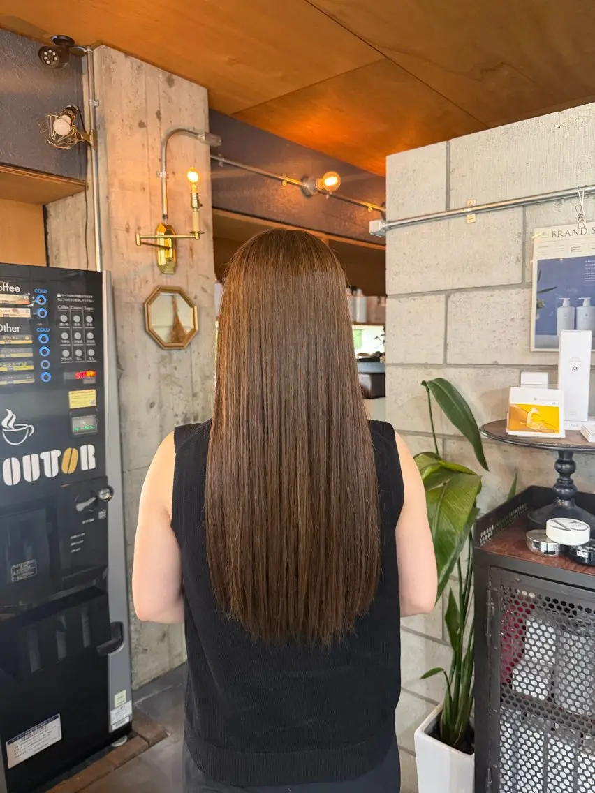 ロング 縮毛矯正 倉本 美優のヘアスタイル