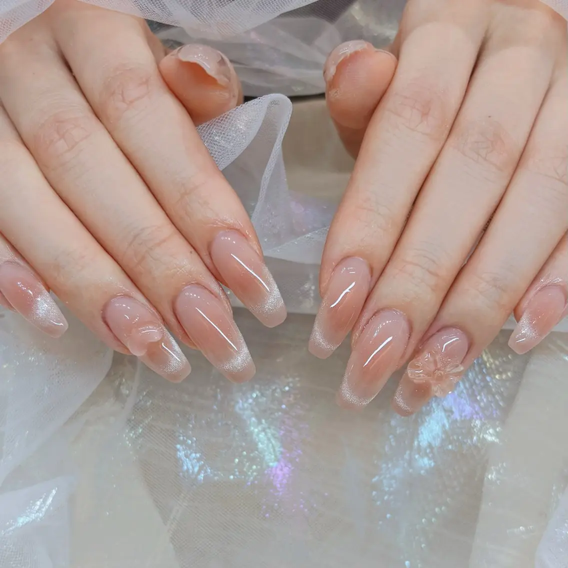 【チップ長さだし】マグネットフレンチ×チークネイル✨️パーツ500円2個サービス中の写真