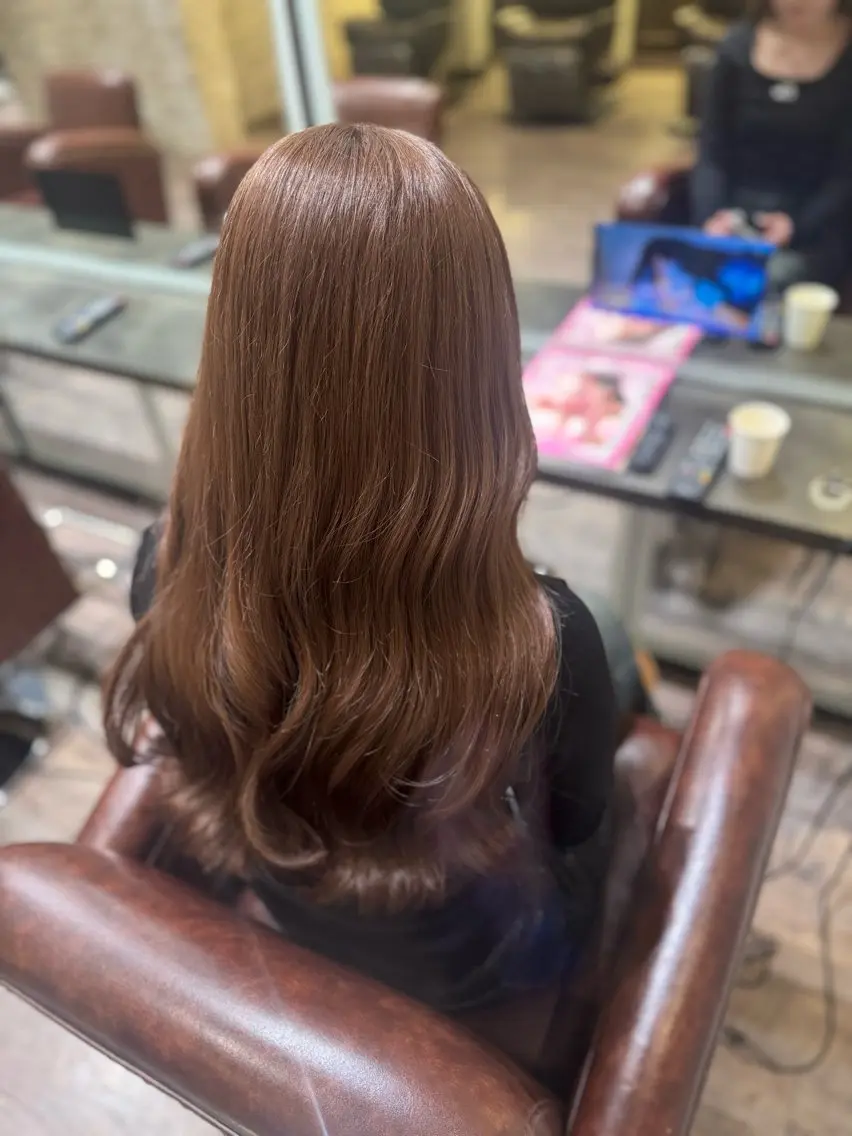 ロング カラー ベージュカラー 野口 菜緒のヘアスタイル