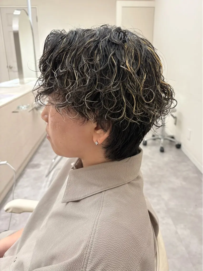 パーマ メンズ カット パーマ メンズパーマ特化🔥 ツイスパ/シャドウのヘアスタイル