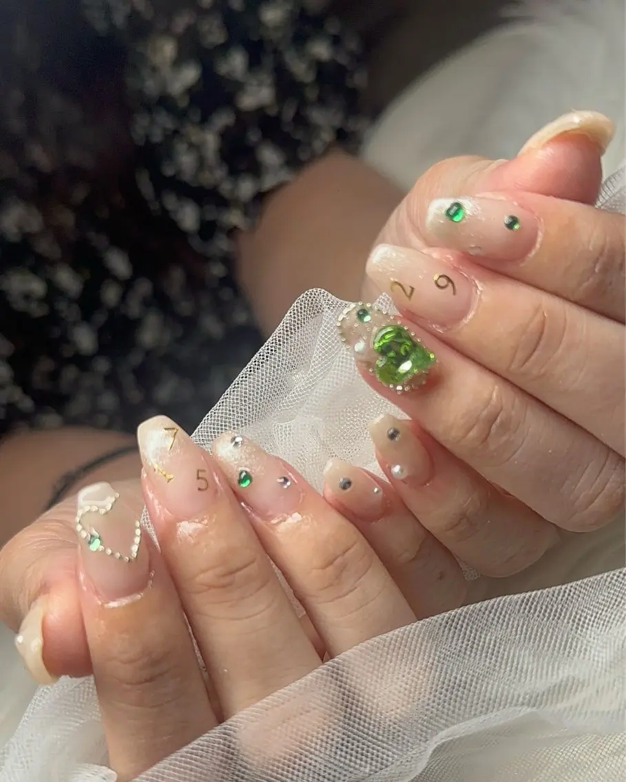 ネイル ハンドネイル touma Rinaのネイルデザイン