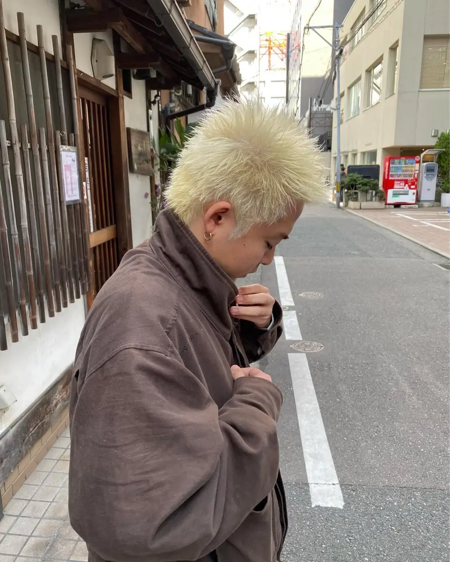 ショート カラー メンズ ヘアカラー 吉武 茂暉のヘアスタイル