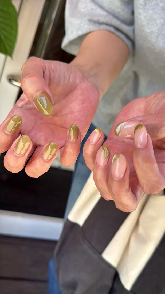 ネイル フラッシュネイル フラッシュマグ フットネイル フレンチネイル 韓国ネイル ハンドネイル SAKU nail 作島茜のネイルデザイン