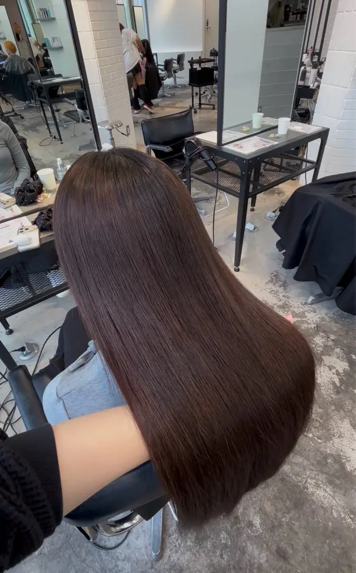 ロング カラー ヘアカラー 縮毛矯正 トリートメント ダメージレス艶髪 🦋MISAKI🦋のヘアスタイル