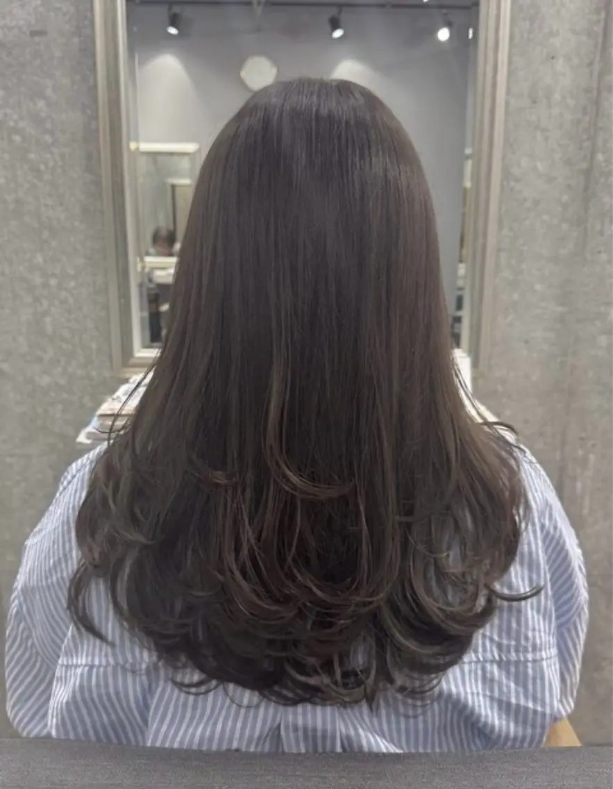 ロング ヘアカラー 白髪染めモデル 募集🤍ྀི麗央のヘアスタイル