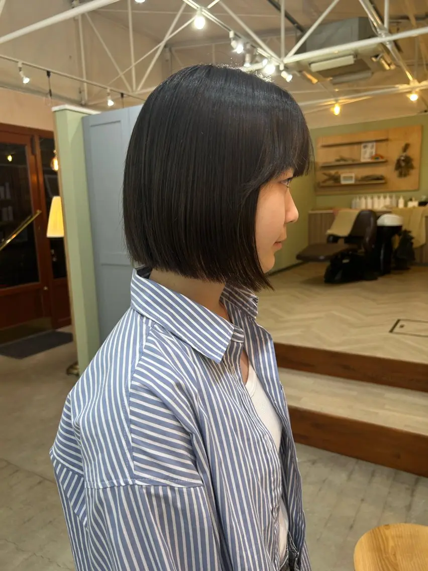 ショート カット 君島 花楓のヘアスタイル