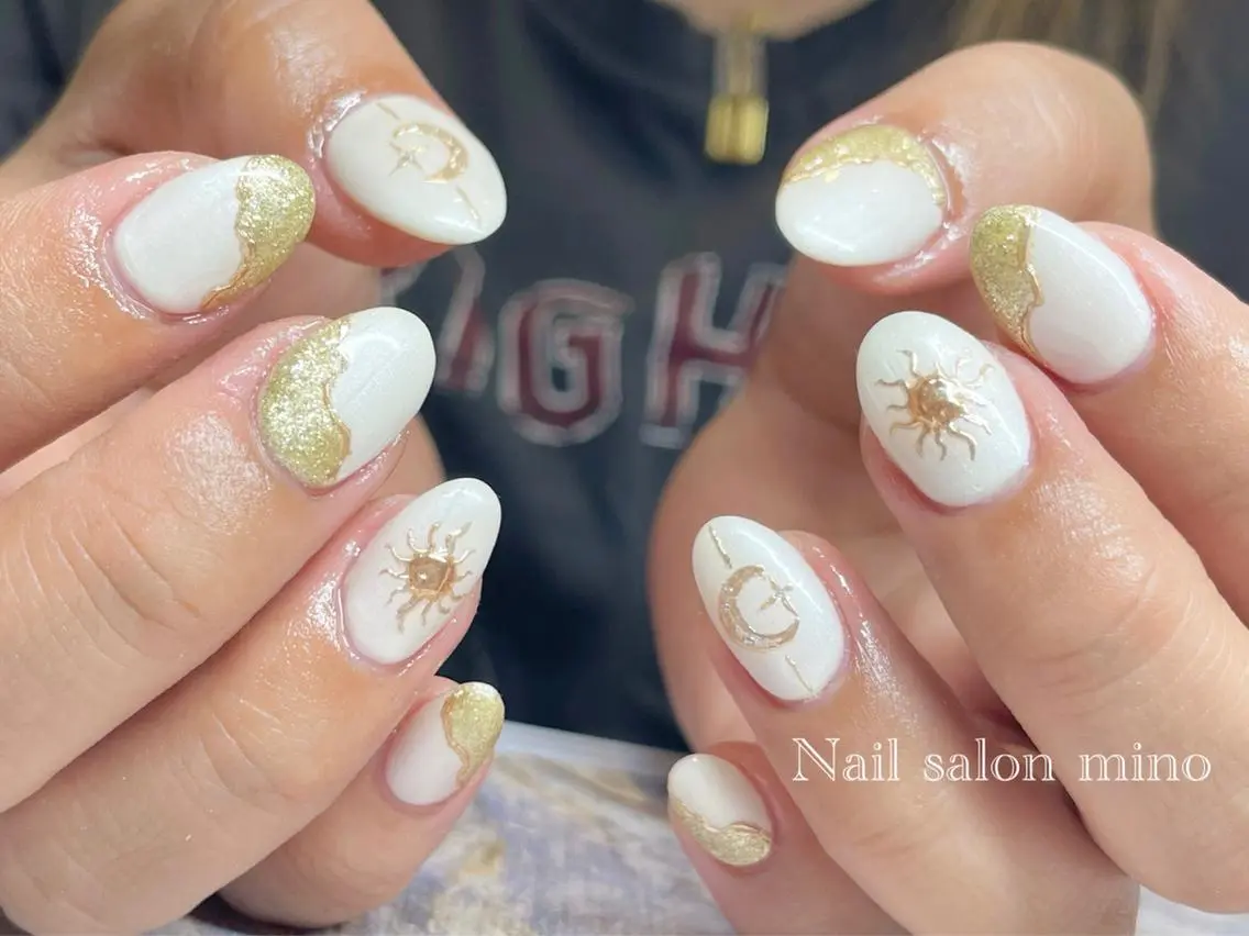 ネイル アートネイル マグネットネイル ミラーネイル シンプルネイル 三野 nail salon minoのネイルデザイン