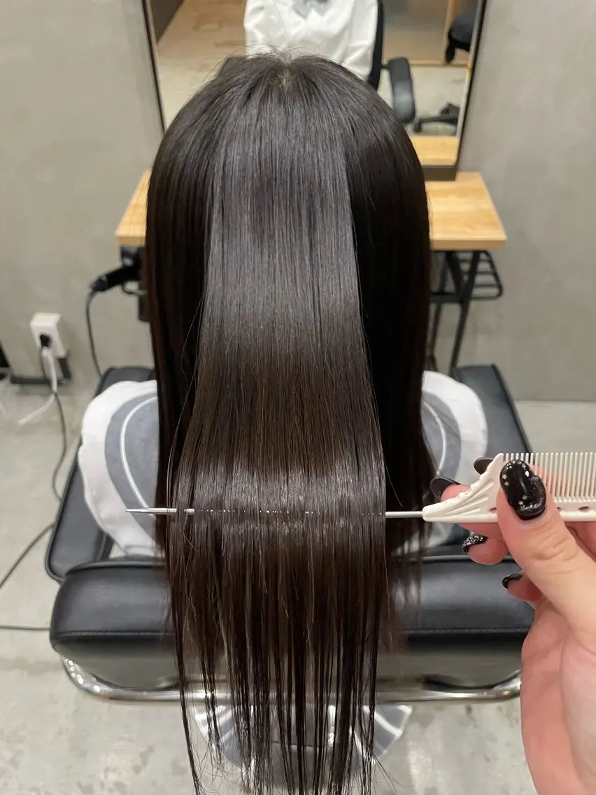 セミロング la fith hinaのヘアスタイル