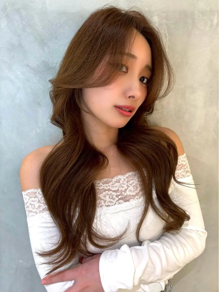 ロング カット 縮毛矯正 トリートメント さくら/似合わせレ イヤー/艶カラー🖤のヘアスタイル