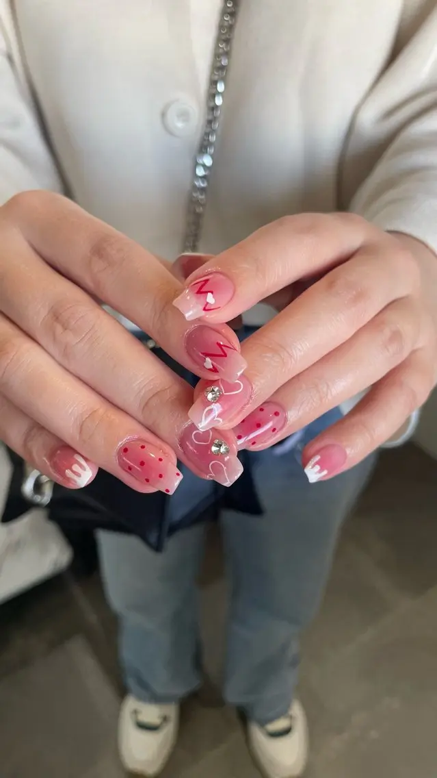 ネイル joieange 難波店 藤谷ルディアのネイルデザイン