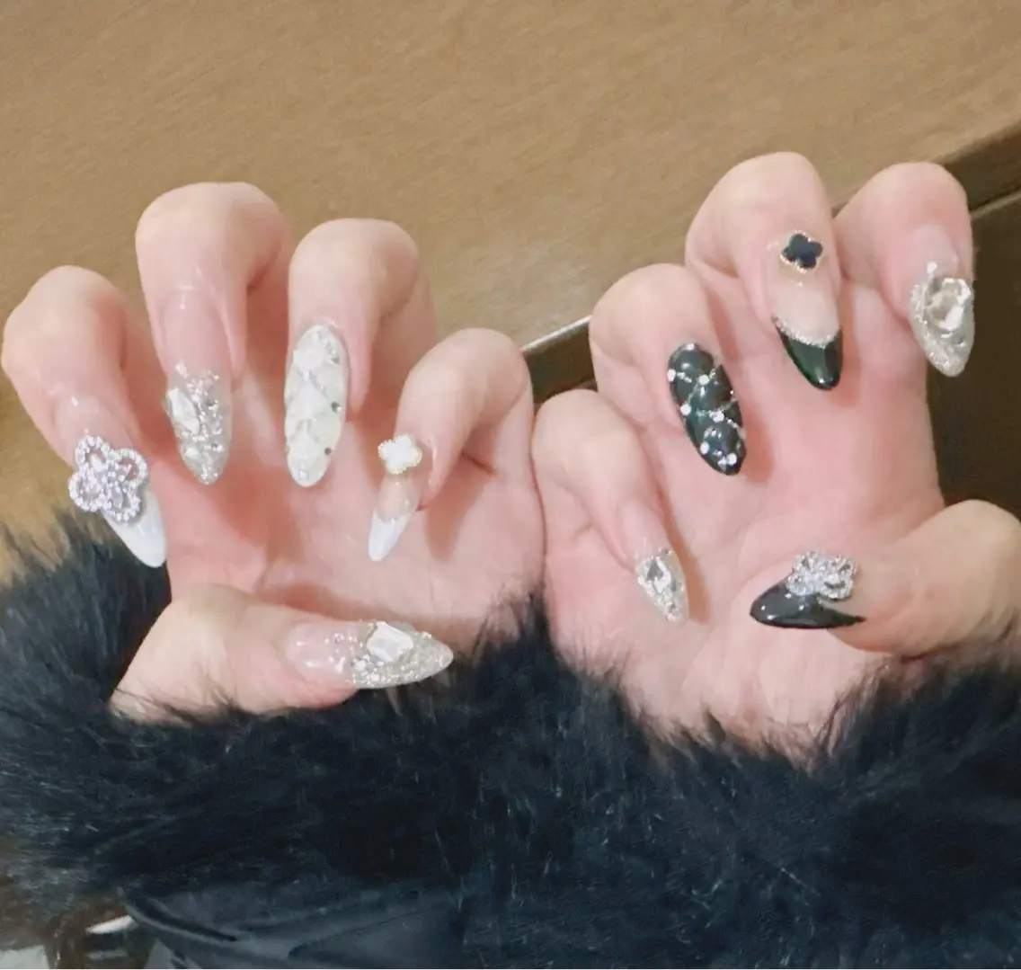 ネイル 菊池 優のネイルデザイン