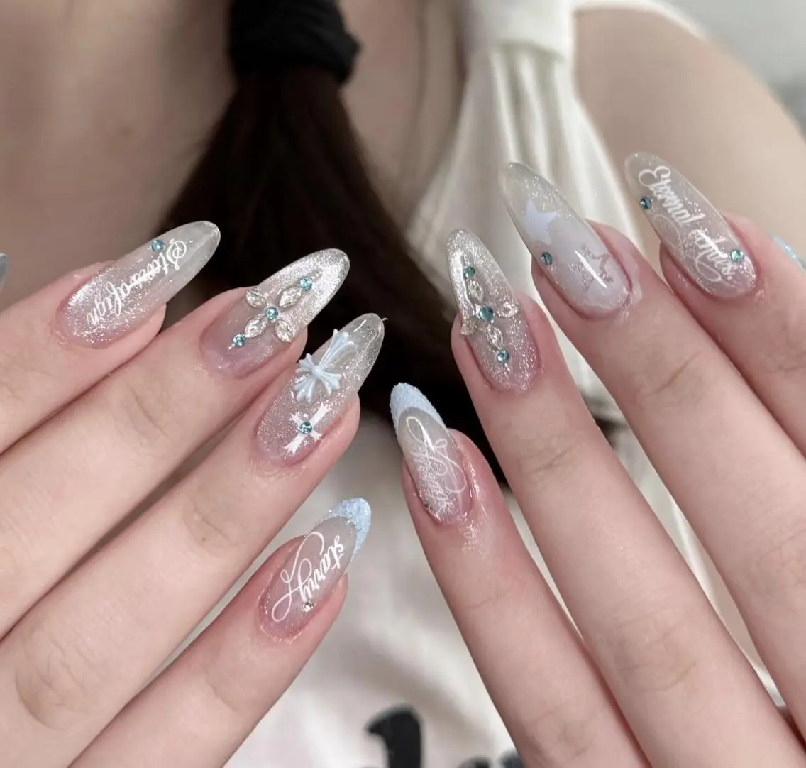 ネイル ハンドネイル ハンドケア 🍑 momo_nailのネイルデザイン