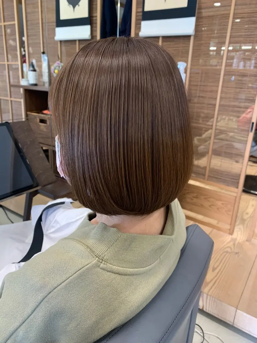 ミディアム 小島 千春のヘアスタイル