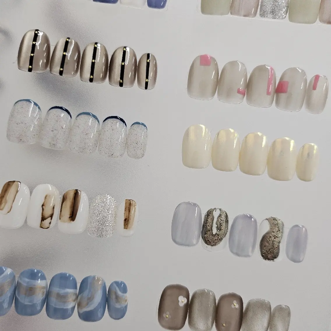 ネイル ジェルネイル ニュアンスネイル パラジェル シンプルネイル puku nail 🌼kazu🌼のネイルデザイン
